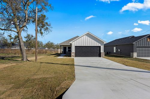 301 S Lamar St, Itasca, TX, 76055-2526 | Card Image