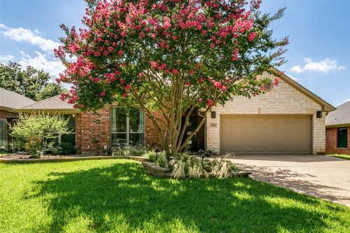 4320 Country Ln, Grapevine, TX, 76051-6714 | Card Image