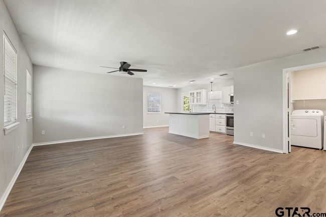 18112 County Road 2142, House other with 3 bedrooms, 3 bathrooms and null parking in Troup TX | Image 9