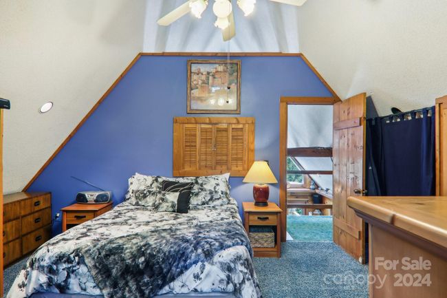 Loft Bedroom #3 Ensuite | Image 30