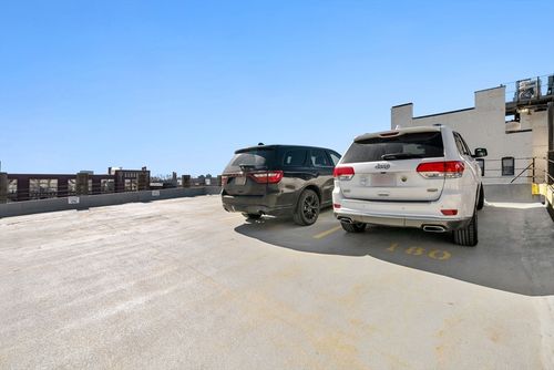 179-425 Newbury St, Boston, MA, 02115-1801 | Card Image