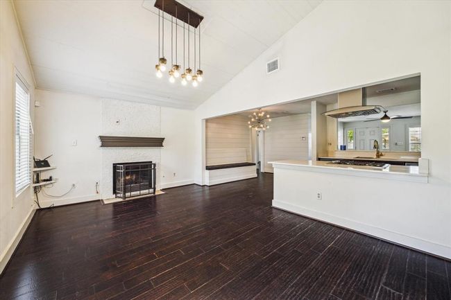 1326 Curtin St, House other with 3 bedrooms, 2 bathrooms and null parking in Houston TX | Image 9