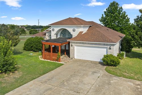 109 River View Rd, Liberty Hill, TX, 78642-5716 | Card Image