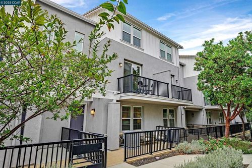 4156 Forest Springs Rd, Dublin, CA, 94568-6717 | Card Image