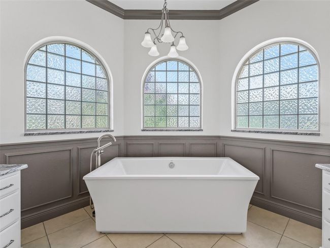 En suite w/Designer Soaking Tub | Image 42