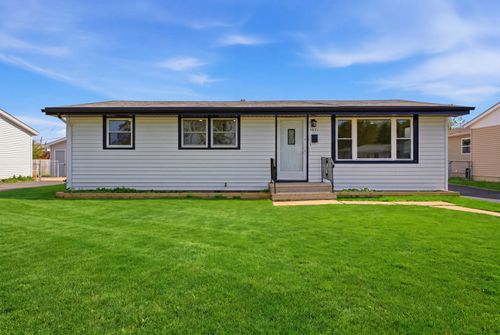 1021 Anna Ave, Machesney Park, IL, 61115-3853 | Card Image