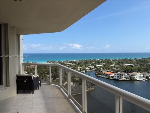 apt-2009-20191 E Country Club Dr, Aventura, FL, 33180-3021 | Card Image