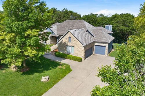 7 N Stagecoach, Wichita, KS, 67230 | Card Image