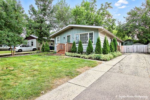 33648 Oakland Dr, Gages Lake, IL, 60030-2823 | Card Image