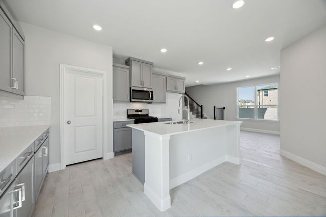 3015 Isla Ter, House other with 4 bedrooms, 3 bathrooms and null parking in Princeton TX | Image 5