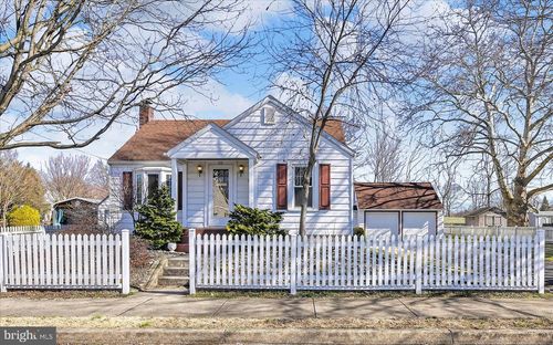 211 Noble St, LITITZ, PA, 17543-1211 | Card Image