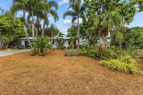 2605 Botany Ave, SARASOTA, FL, 34239-4904 | Card Image