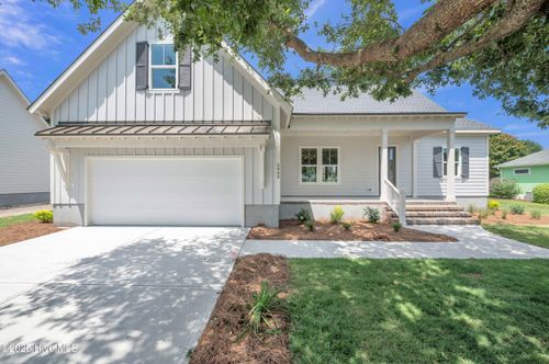 5988 Gray Squirrel Path, Southport, NC, 28461-3153 | Card Image