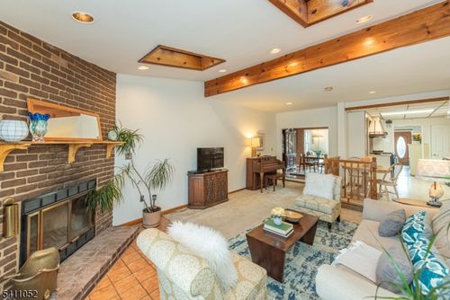 18 Ketner St, Bloomfield, NJ, 07003-4011 | Card Image