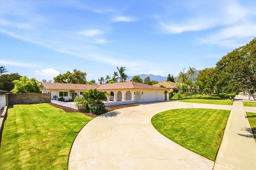 2015 N Palm, Upland, CA, 91784 | Card Image