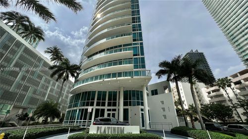 1603-480 Ne 30th St, Miami, FL, 33137-4318 | Card Image