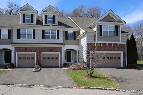 41-41 Park Place Cir, West Hartford, CT, 06110-1424 | Card Image