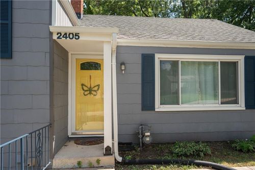 2405 Ne 48th St, Kansas City, MO, 64118-6115 | Card Image