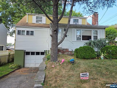27 W End Ave, Bogota, NJ, 07603-1443 | Card Image