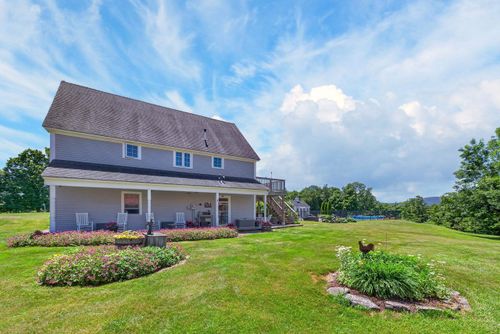 389 Boyd Hill Rd, Wilmington, VT, 05363-7934 | Card Image