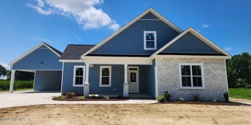 195 Crown Dr, Washington, NC, 27889-3439 | Card Image