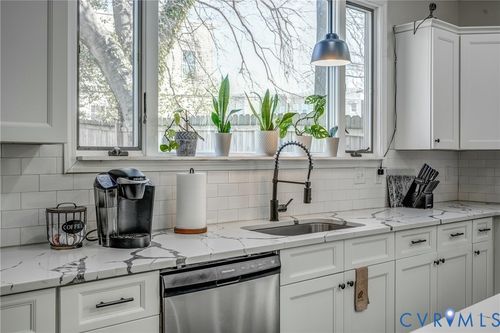 2014 Fairmount Ave, Richmond, VA, 23223-5102 | Card Image
