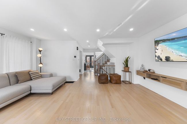 112 Barnham St, House attached with 5 bedrooms, 4 bathrooms and 2 parking in Ajax ON | Image 23