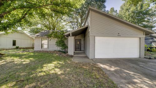 2860 W 115th Place S, Jenks, OK, 74037 | Card Image