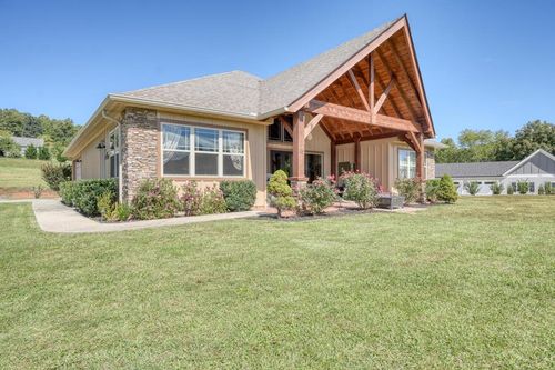 85 Minstead Rdg, Young Harris, GA, 30582-2288 | Card Image