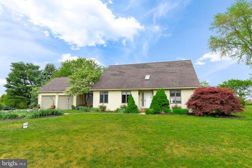 409 Hilltop Rd, STRASBURG, PA, 17579-9771 | Card Image