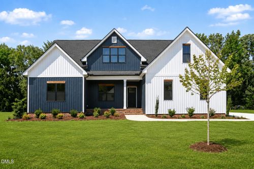 25 Uptown Rd, Zebulon, NC, 27597-3336 | Card Image
