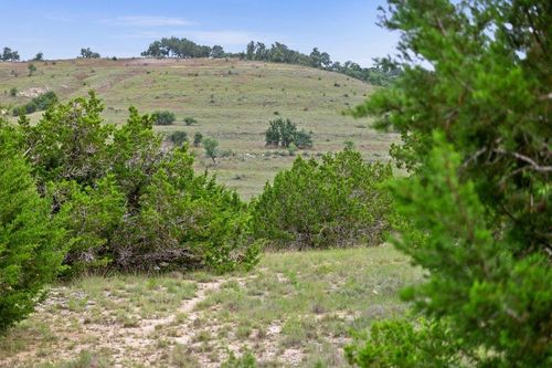 292 N Scenic Hills Ct, Blanco, TX, 78606-2380 | Card Image