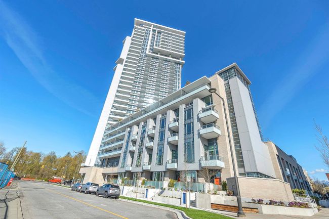 202 - 1500 Fern Street, Condo with 1 bedrooms, 1 bathrooms and null parking in North Vancouver BC | Image 2