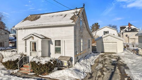 59 Thatcher Street, Bangor, ME, 04401 | Card Image