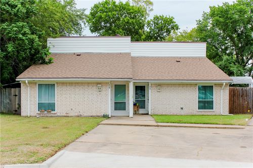 316 Amherst Cir, College Station, TX, 77840-4668 | Card Image