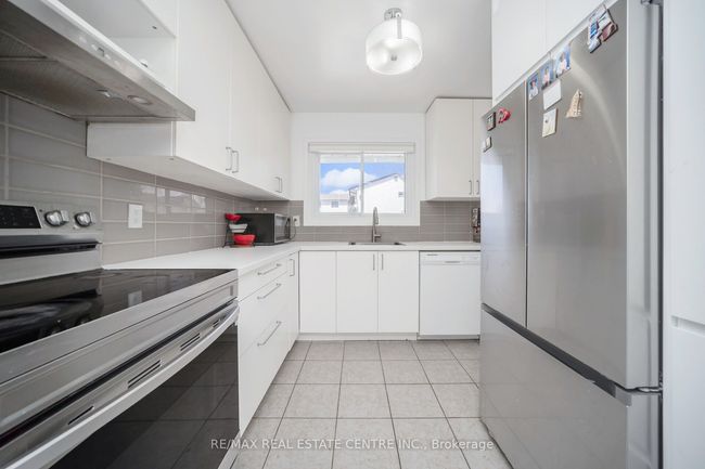 24 Jackman Dr, House other with 5 bedrooms, 2 bathrooms and 5 parking in Brampton ON | Image 26