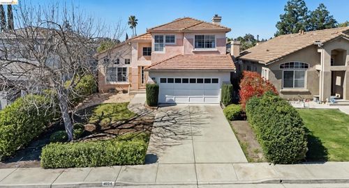 4924 Stirrup Way, Antioch, CA, 94531 | Card Image