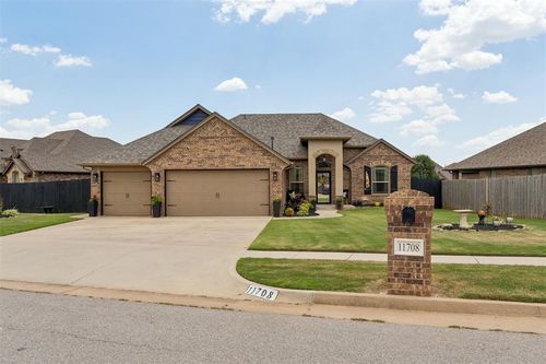 11708 20th St, Yukon, OK, 73099-7419 | Card Image