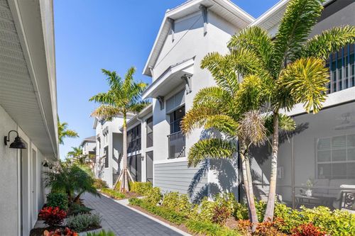 207-17445 Opal Sand Dr, Venice, FL, 34293-7179 | Card Image