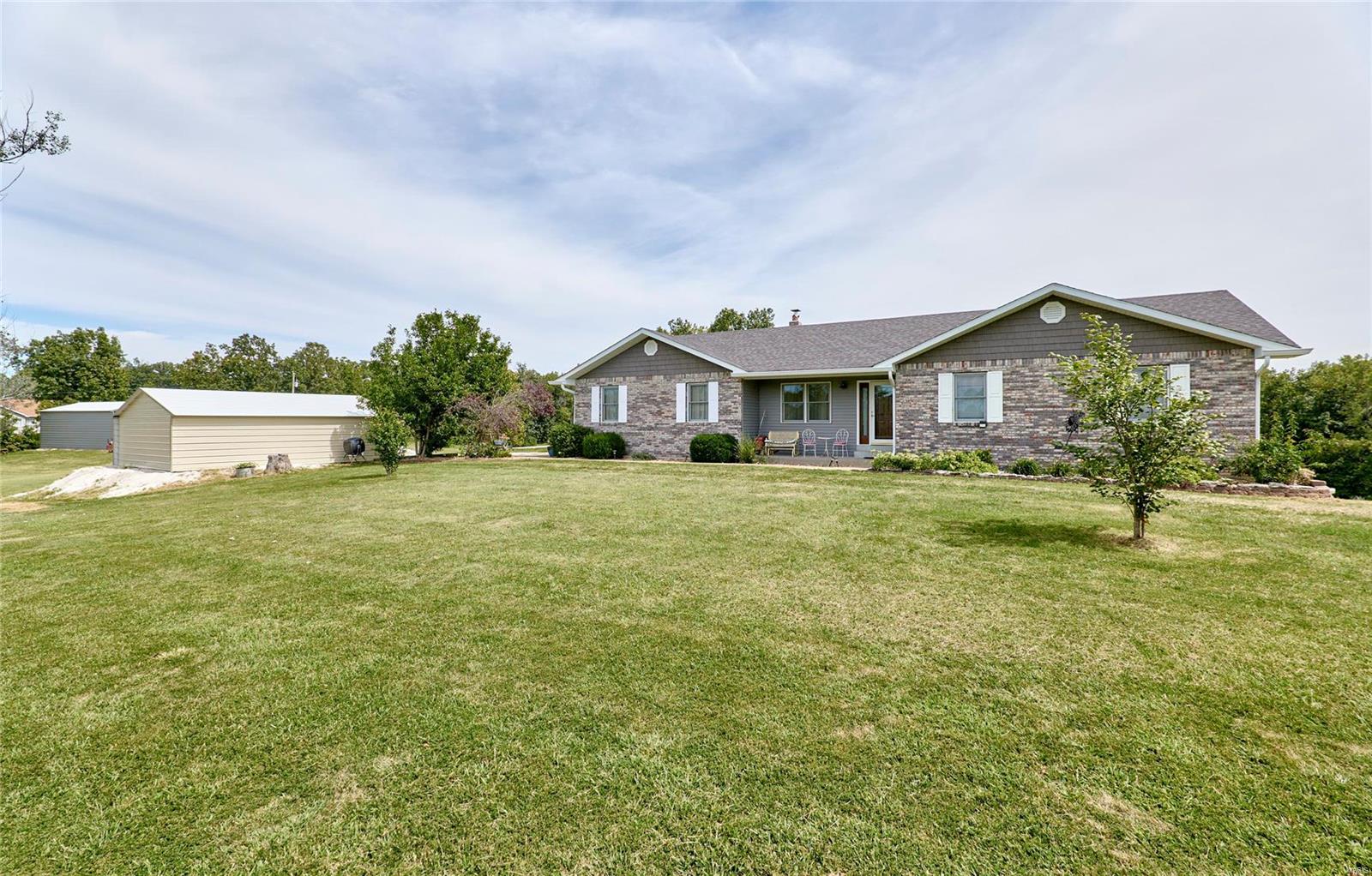 Cooper Ln, Troy, MO 63379
