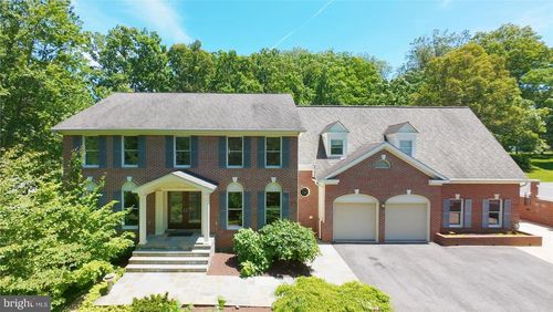 3415 Miller Heights Rd, OAKTON, VA, 22124-1925 | Card Image