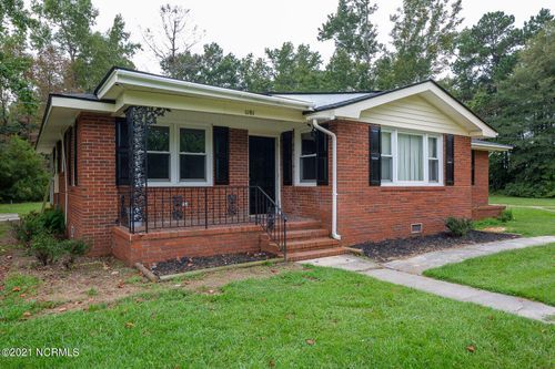 1101 Bullard St, Roseboro, NC, 28382 | Card Image