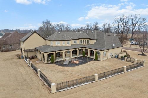 527 Fairway Dr, Covington, TN, 38019-3590 | Card Image