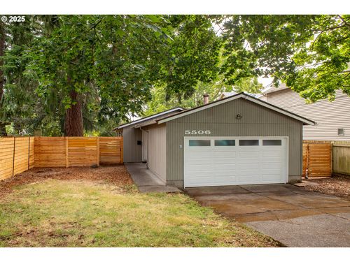 5506 Se 89th Ave, Portland, OR, 97266-4759 | Card Image