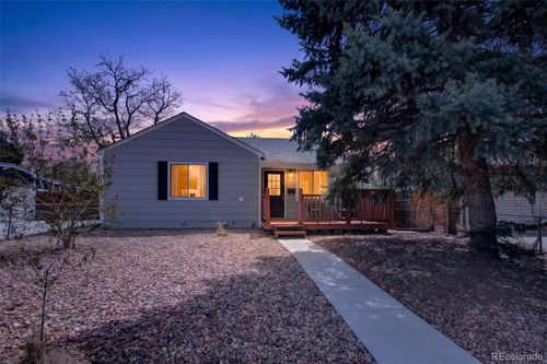 920 Moline St, Aurora, CO, 80010-4158 | Card Image