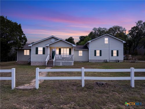 462 Flatrock Dr, Canyon Lake, TX, 78133-3982 | Card Image