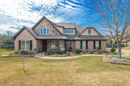 9017 Naples Cv, Benton, AR, 72019-8776 | Card Image