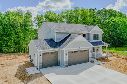 2050 Dakota Trl, Hastings, MI, 49058-7670 | Card Image