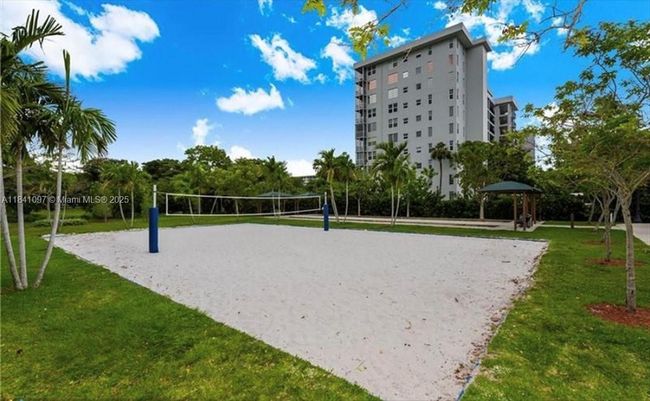 1000 E Cypress Dr, House other with 4 bedrooms, 3 bathrooms and null parking in Pompano Beach FL | Image 27