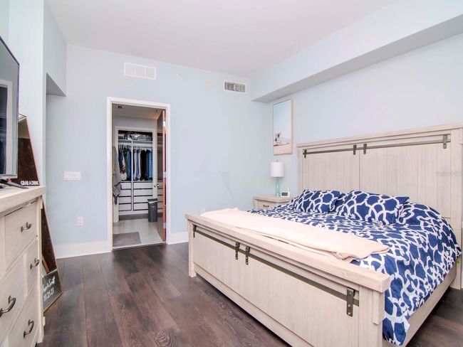 UNIT-2420 - 912 Channelside Dr, Condo with 2 bedrooms, 2 bathrooms and null parking in TAMPA FL | Image 18